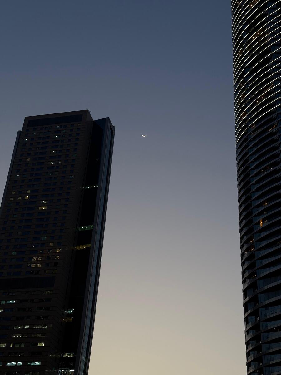 MOONLIT SKIES Where my best ideas show up.